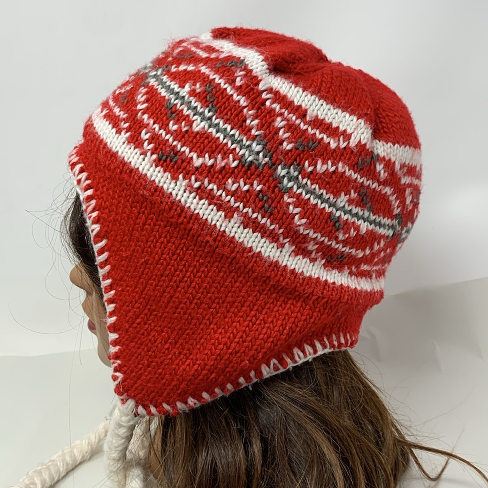 Columbia Red Fair Isle Knit Earflap Hat Unisex One Size soft fleece lining